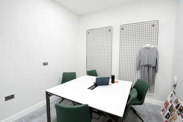 Centro Office Space — photograph 16